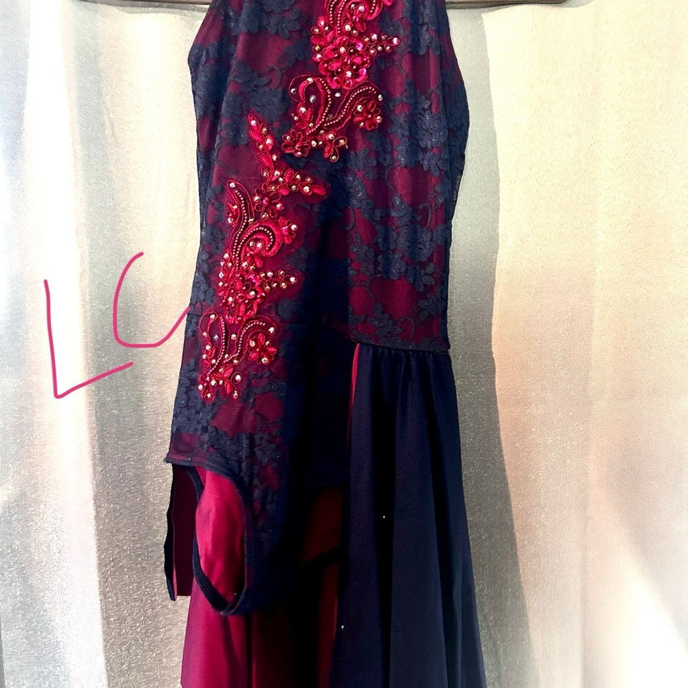 Elegant Navy and Fuschia Lace Dress